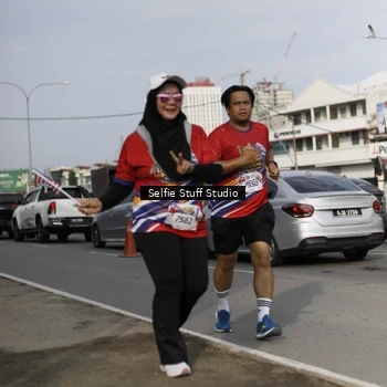 Runner Photo 6005603
