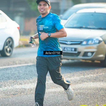 Runner Photo 6005640