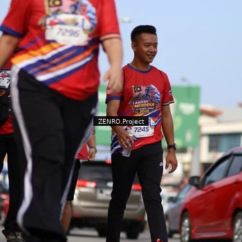 Runner Photo 6005644