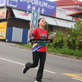 Runner Photo 6005660