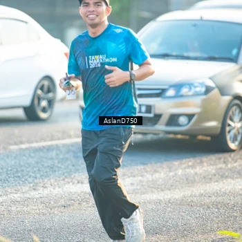 Runner Photo 6005665