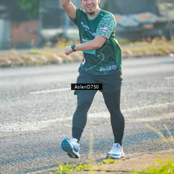 Runner Photo 6005689