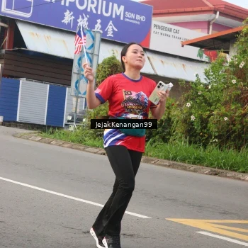 Runner Photo 6005691
