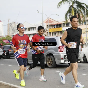 Runner Photo 6005695