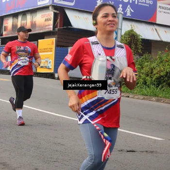 Runner Photo 6005723