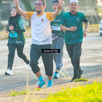 Runner Photo 6005749
