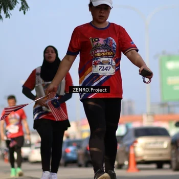 Runner Photo 6005754