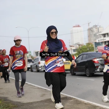 Runner Photo 6005765