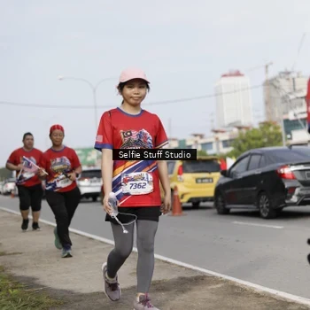 Runner Photo 6005767