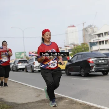 Runner Photo 6005768