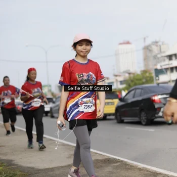 Runner Photo 6005771