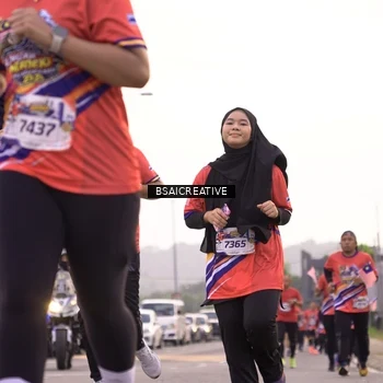 Runner Photo 6005774