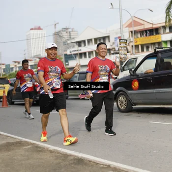 Runner Photo 6005811