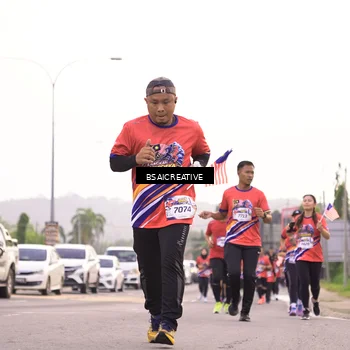 Runner Photo 6005813