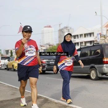 Runner Photo 6005818