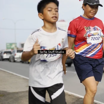 Runner Photo 6005819