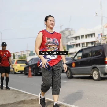 Runner Photo 6005857