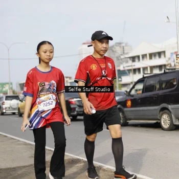 Runner Photo 6005862