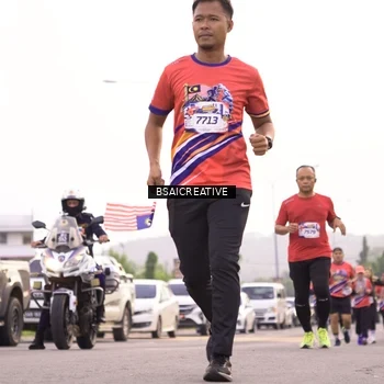 Runner Photo 6005863