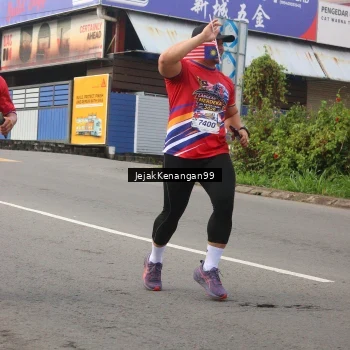 Runner Photo 6005864
