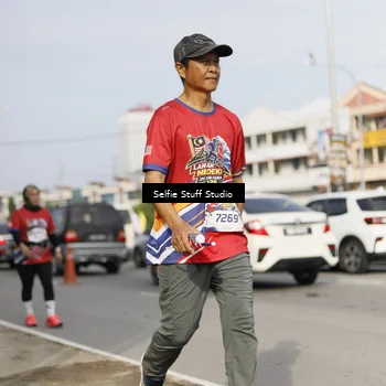 Runner Photo 6005878