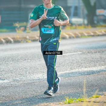 Runner Photo 6005883