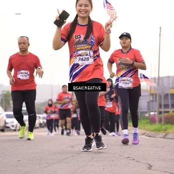 Runner Photo 6005896