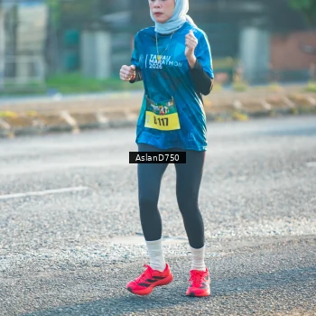 Runner Photo 6005902