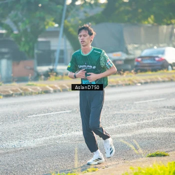 Runner Photo 6005921