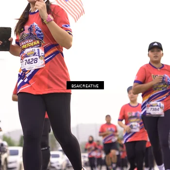 Runner Photo 6005933