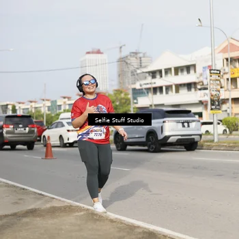 Runner Photo 6005936