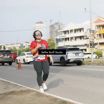 Runner Photo 6005940
