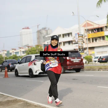Runner Photo 6005944