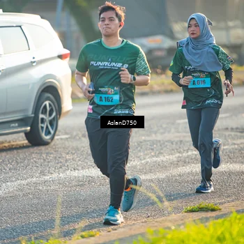 Runner Photo 6005958