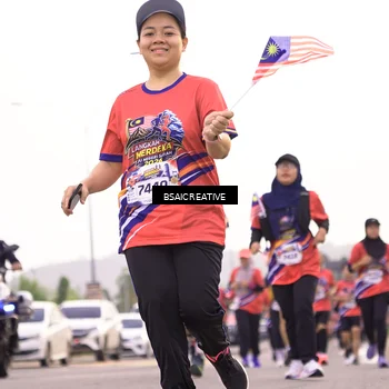 Runner Photo 6005972