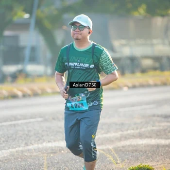 Runner Photo 6006020