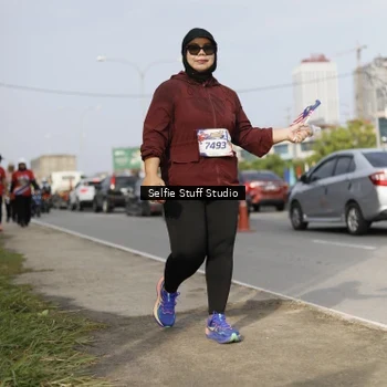 Runner Photo 6006042