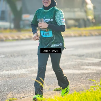 Runner Photo 6006046