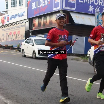 Runner Photo 6006134