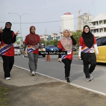 Runner Photo 6006136