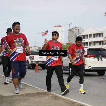 Runner Photo 6006178