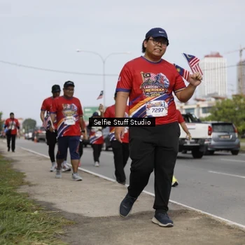 Runner Photo 6006194