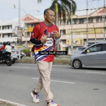 Runner Photo 6006198