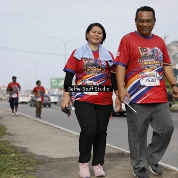 Runner Photo 6006213
