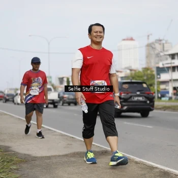 Runner Photo 6006234