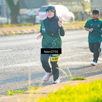 Runner Photo 6006245