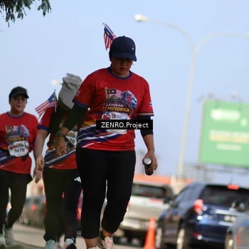 Runner Photo 6006276