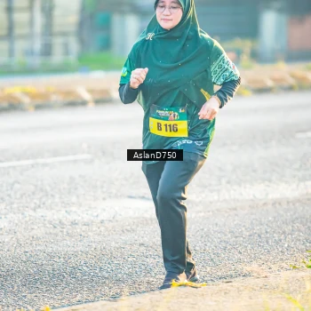 Runner Photo 6006301