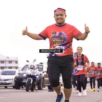 Runner Photo 6006316