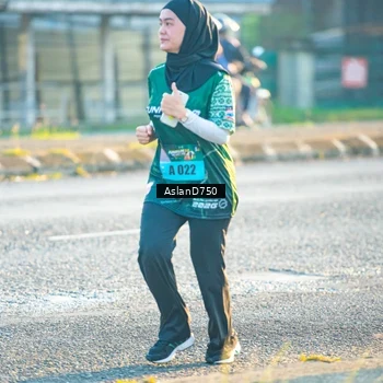 Runner Photo 6006319